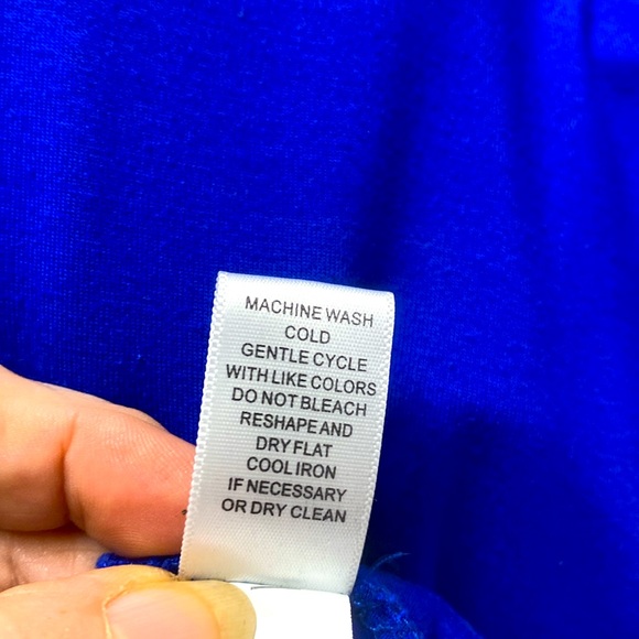 3/$15. Cable & Guage bright blue tunic - Picture 6 of 6